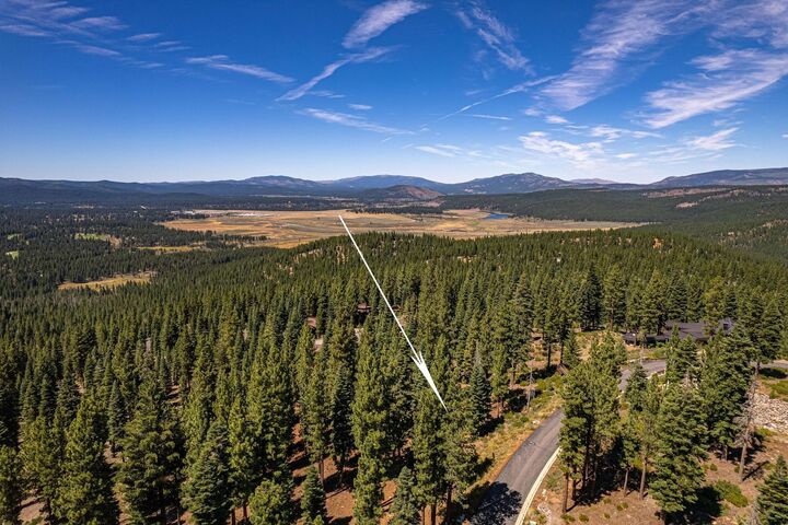 Property Photo: 19060 Glades Place CA 96161