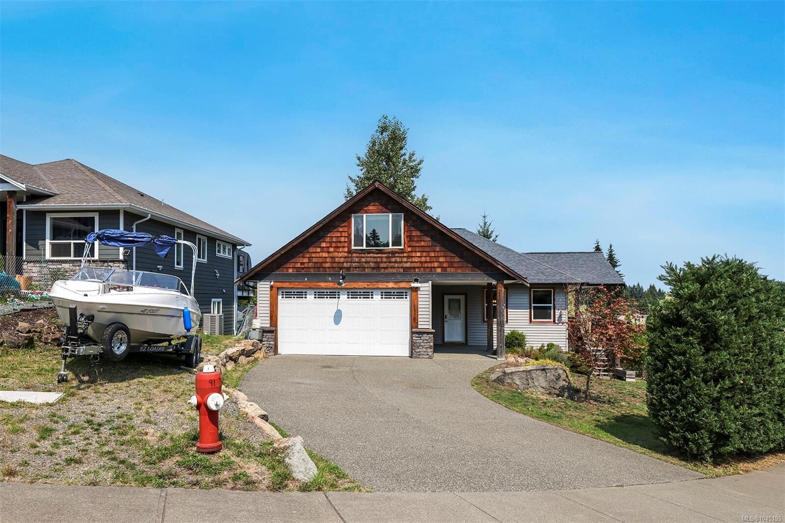 Property Photo: 2712 Rydal Ave BC V0R 1S0