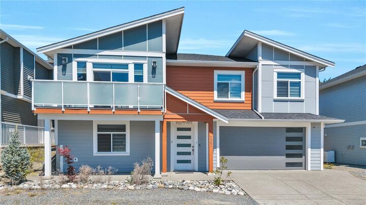 267 Golden Oaks Cres — photo 1