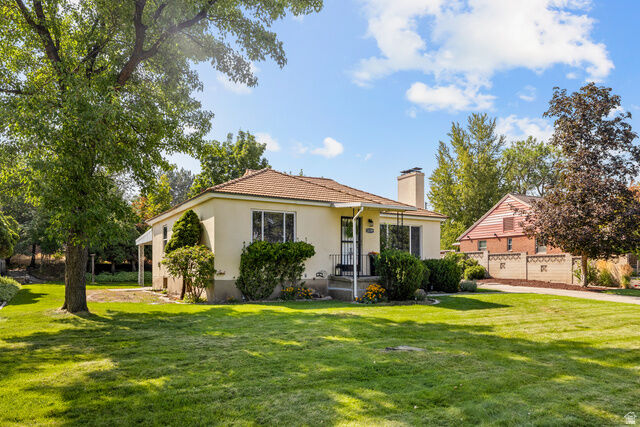 Property Photo: 3139 S Crestview Cir W UT 84010
