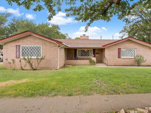 Property Photo:  2216 S Tyler Street  TX 79109-2635 