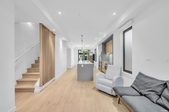 Property Photo: 606 Foster Avenue 404 BC V6J 0L5
