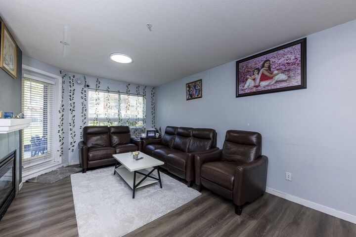 Property Photo: 8068 120A Street 118 BC V3W 3P3