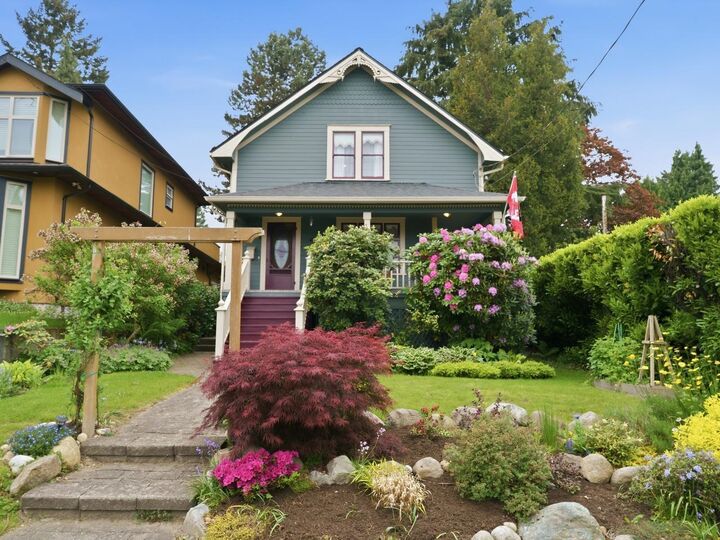 Property Photo:  624 Colborne Street  BC V3L 2C9 