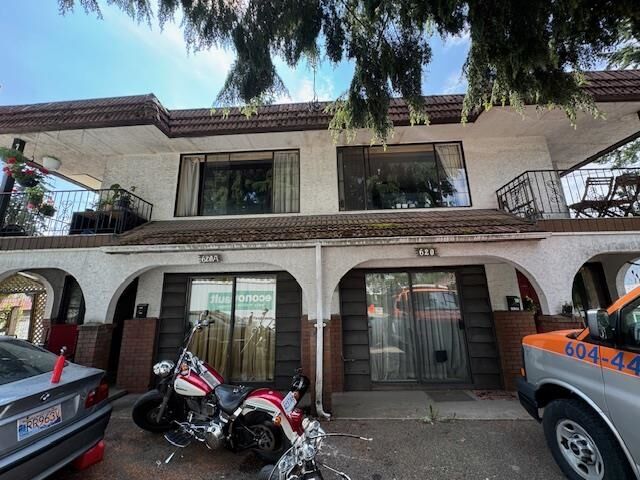 Property Photo: 620 Smith Avenue BC V3J 2W3