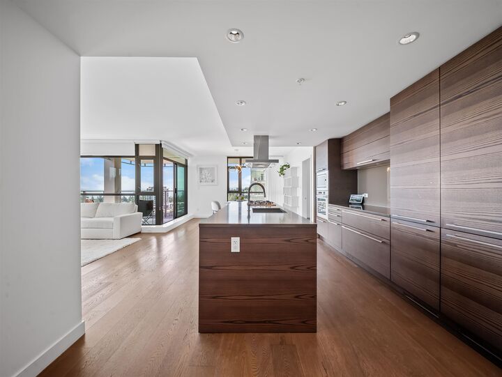 Property Photo: 5782 Berton Avenue 1701 BC V6S 0C1