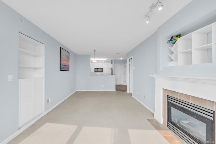 Property Photo:  6611 Southoaks Crescent 802  BC V5E 4L5 