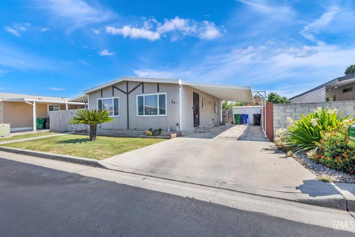 Property Photo: 400 E Roberts Lane 24 CA 93308