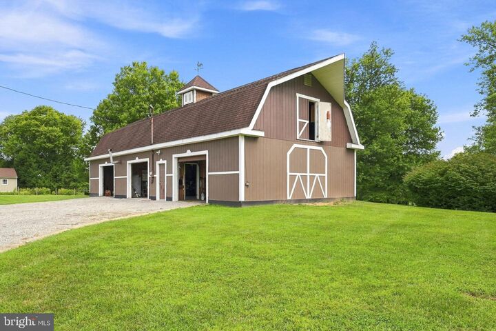 Property Photo: 179 Clifton Road VA 22611