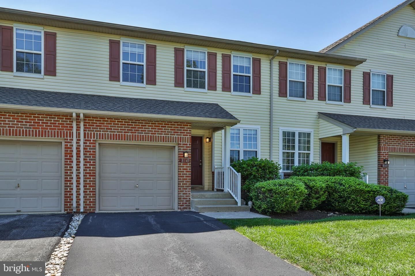Property Photo:  8145 Cross Creek Circle  PA 18031 