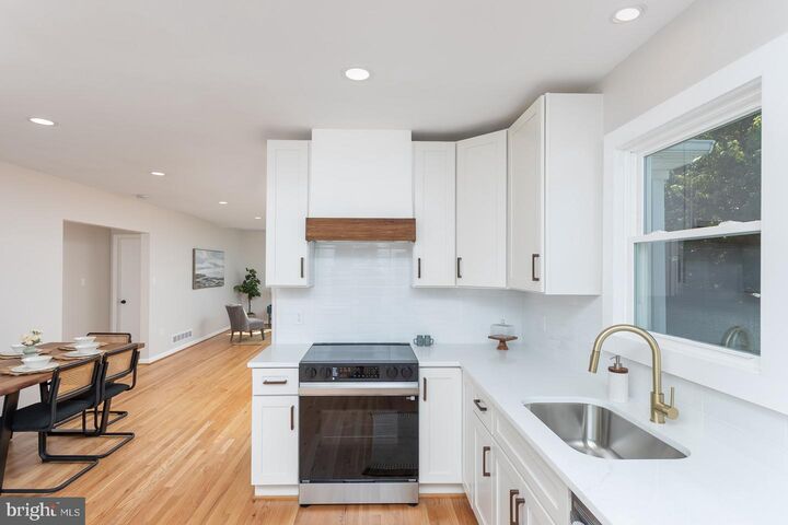 Property Photo:  4516 E Joppa Road  MD 21128 