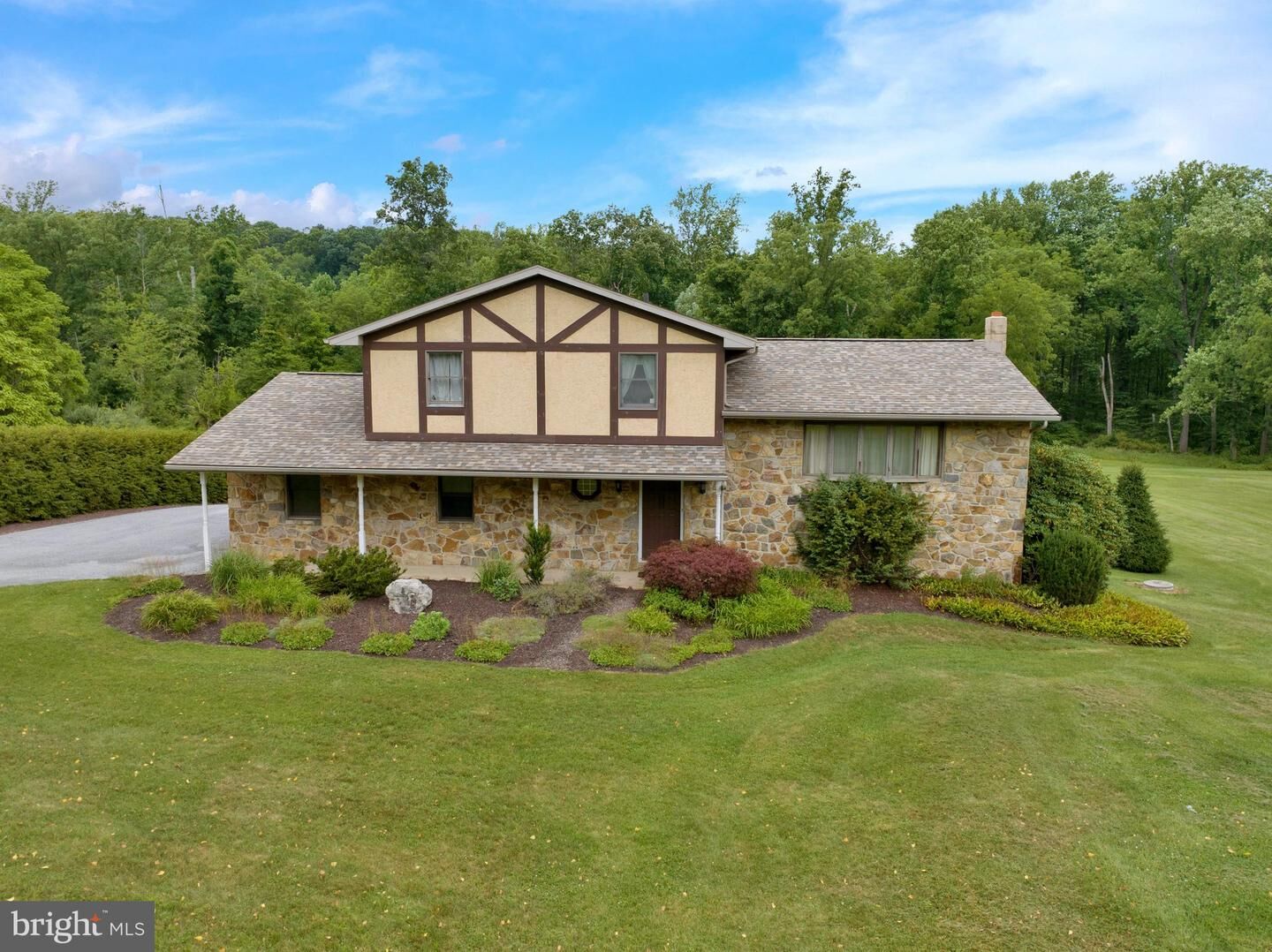 Property Photo:  88 Conrad Road  PA 19522 