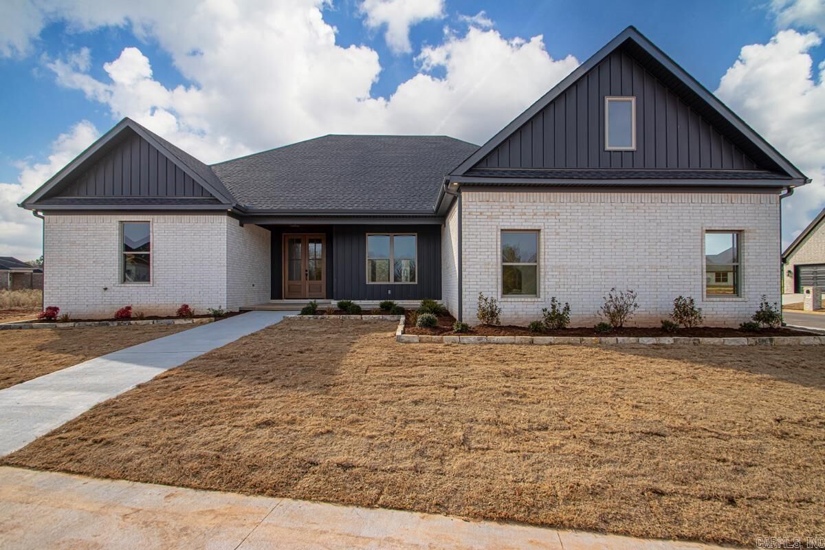 Property Photo: 602 Corondelet AR 72113