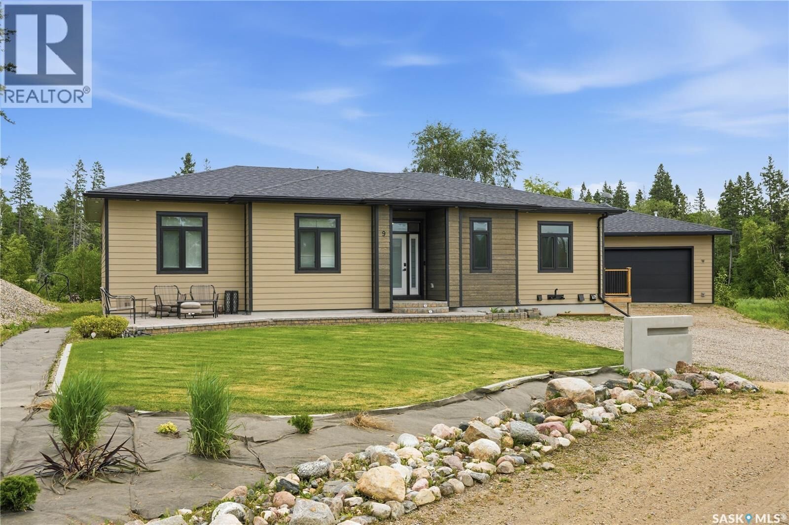 Property Photo:  9 101 Neis Access Road  SK S0J 0N0 