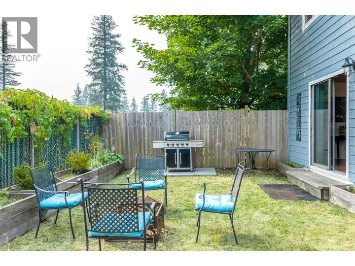 Property Photo: 1852 Corbin Place BC V0E 2S0