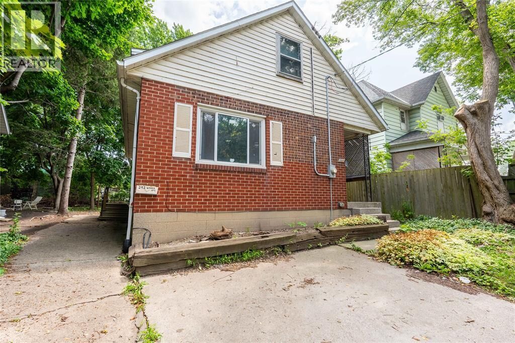 Property Photo:  292 Christina Street South  ON N7T 2N5 