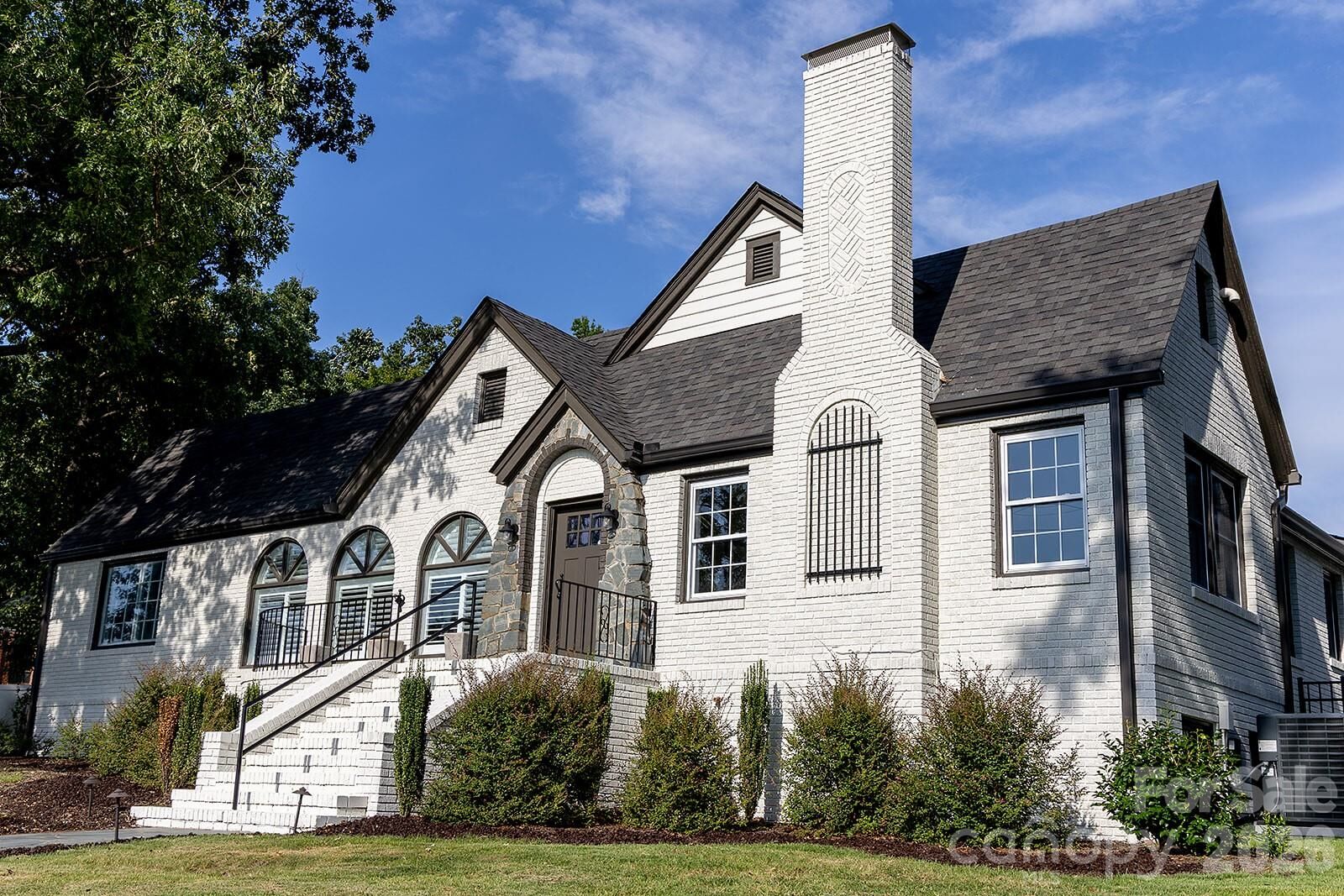Property Photo:  276 N 4th Street N  NC 28001 