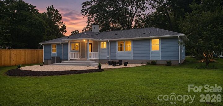 Property Photo: 821 Dallas Spencer Mountain Road NC 28034