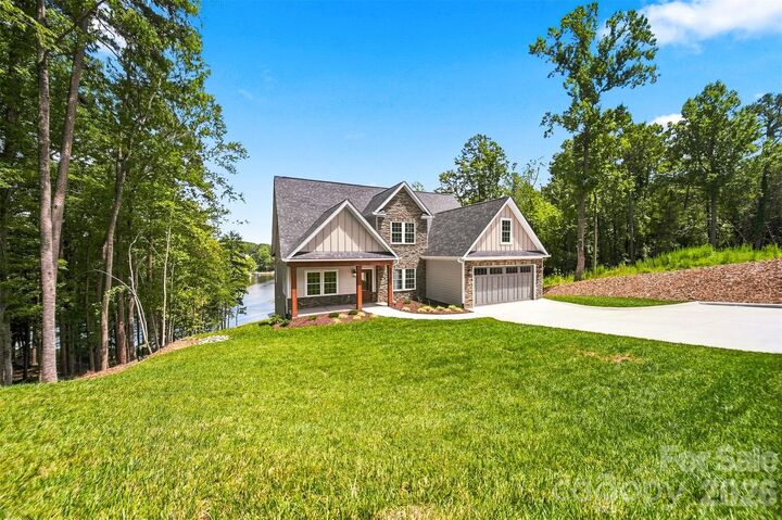 Property Photo:  5317 Shoreline Way  NC 28630 
