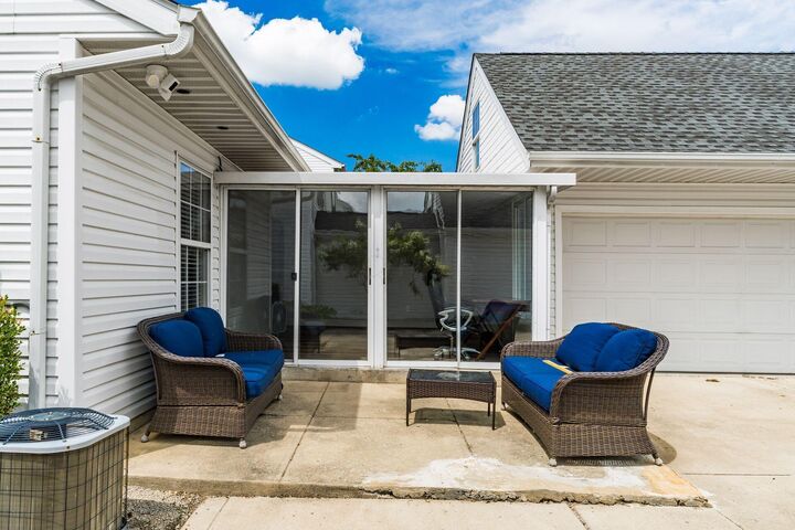 Property Photo: 2384 Bloxom Street OH 43123