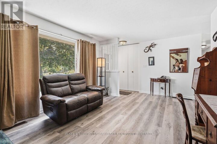 Property Photo:  4159 Putnam Road  ON N0L 1V0 