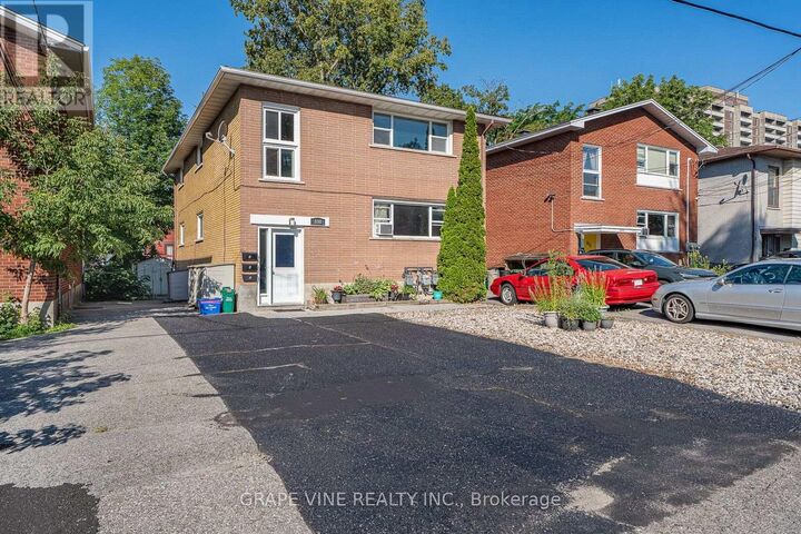 Property Photo: 898 Watson Avenue ON K2B 6B9