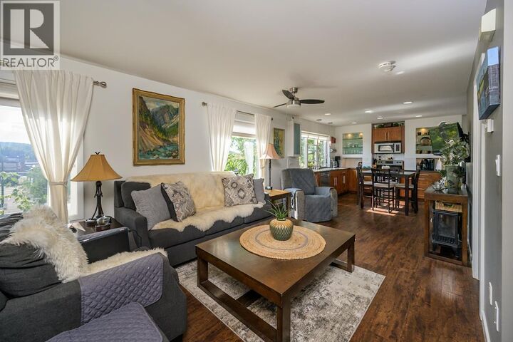Property Photo: 1807 12th Avenue BC V2M 1P8