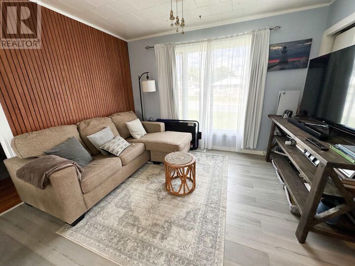 Property Photo:  25 Sixth St  ON P0V 1C0 