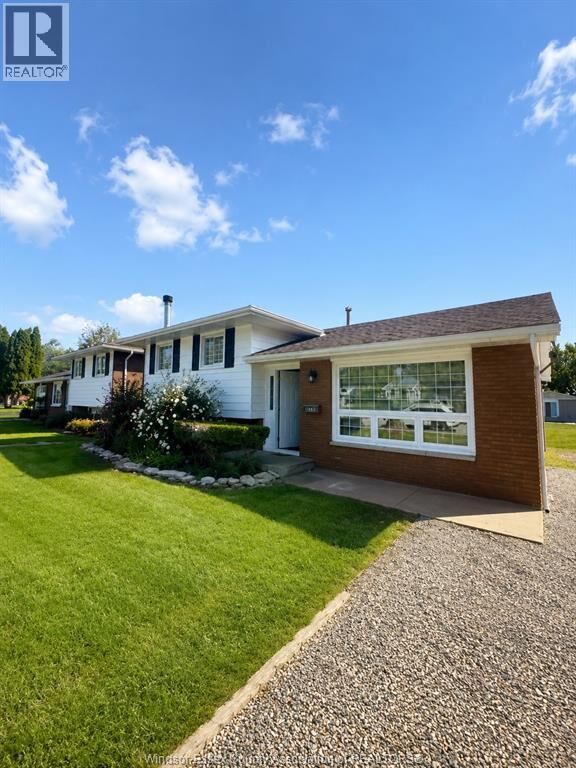 Property Photo: 1860 Service Road ON N0P 2G0