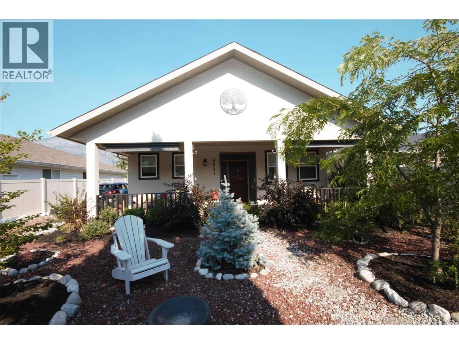 Property Photo: 6941 Meadows Drive BC V0H 1T4