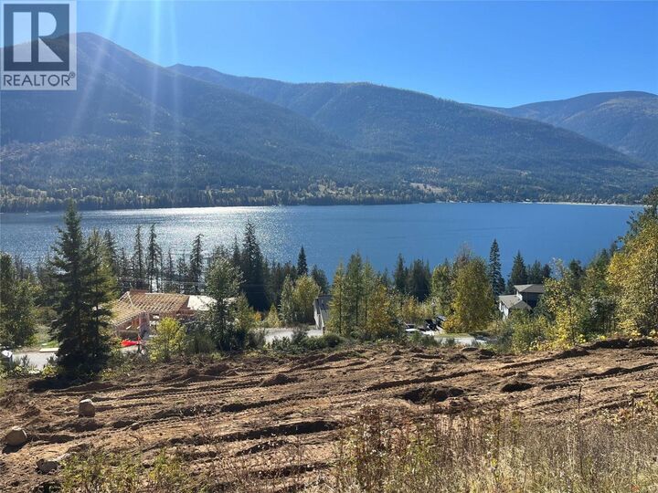 155 Lakeview Drive — photo 1