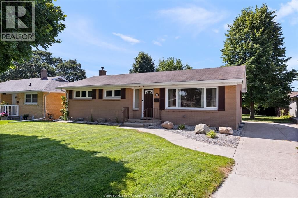 Property Photo: 12 Gladstone ON N8H 2H5