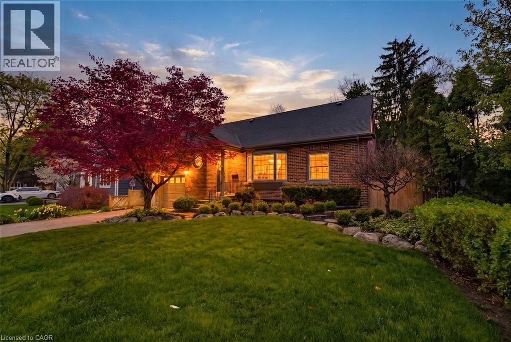 Property Photo:  586 Woodland Avenue  ON L7R 2S5 