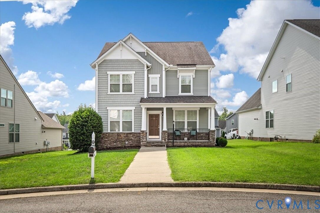 Property Photo:  407 Diamond Creek Drive  VA 23113 