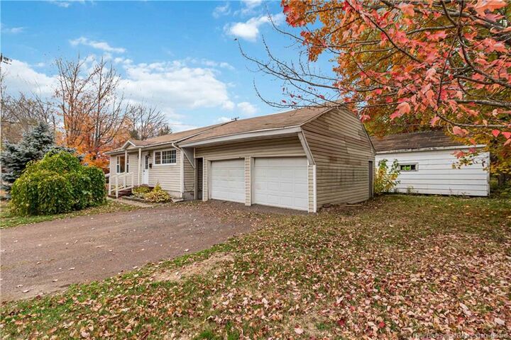 Property Photo: 89 Douglas Avenue NB E1E 2G1