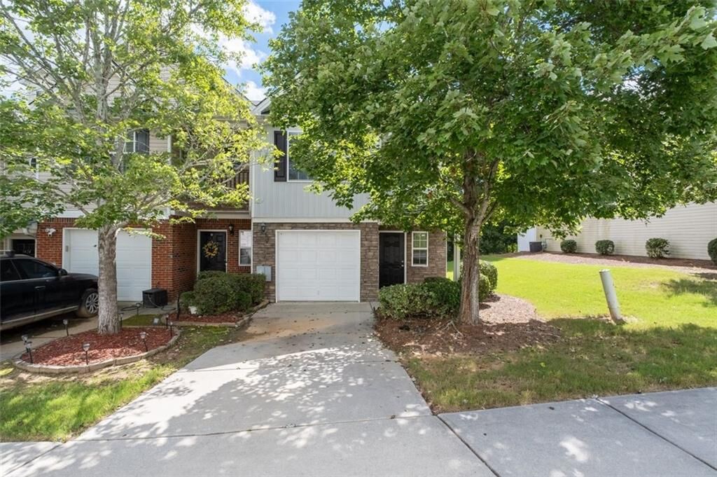 Property Photo: 1428 Box Circle GA 30680