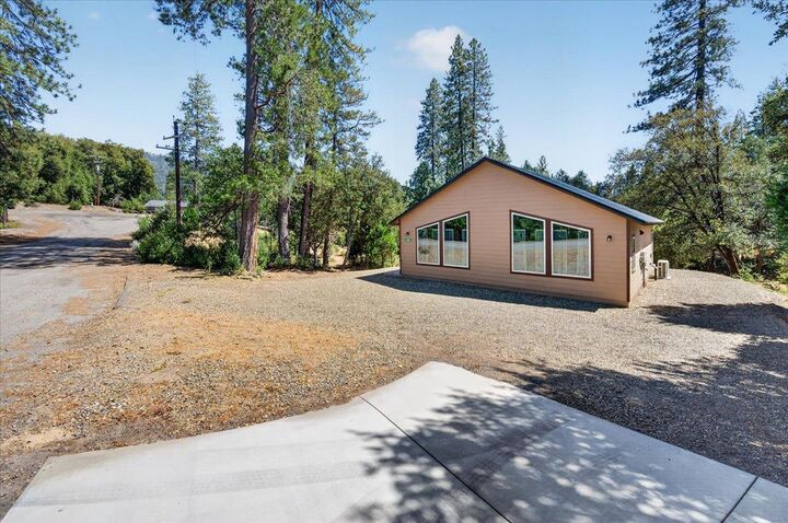 Property Photo:  5594 Red Ibis Court  CA 95338 