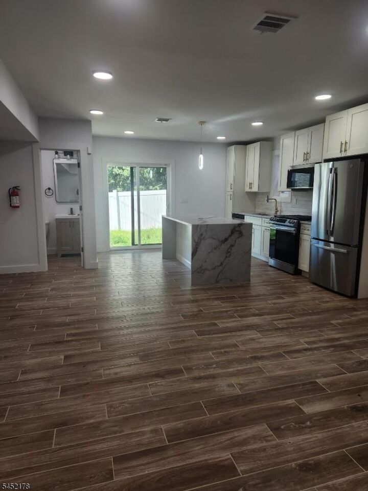 Property Photo:  342 17th Ave  NJ 07111 