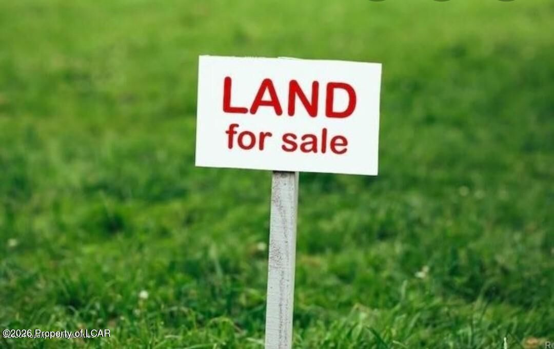 Property Photo:  500 - 502 Snapdragon Drive  PA 18507 