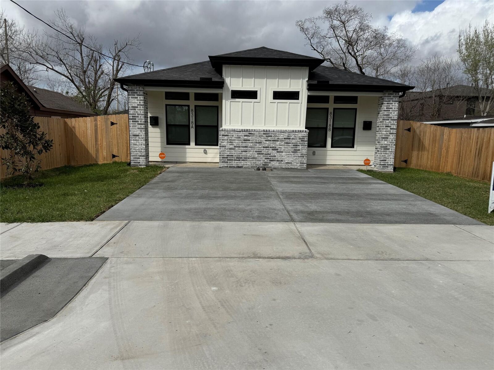 Property Photo:  8318 Brandon Street B  TX 77051 