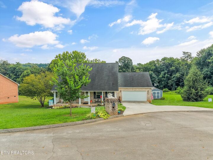 Property Photo: 225 Hillsborough Lane TN 37772