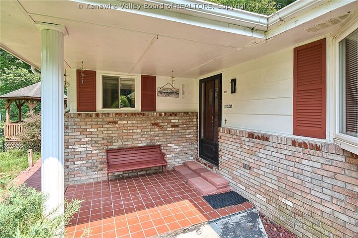 Property Photo:  1011 Lynn Oaks Drive  WV 25313 