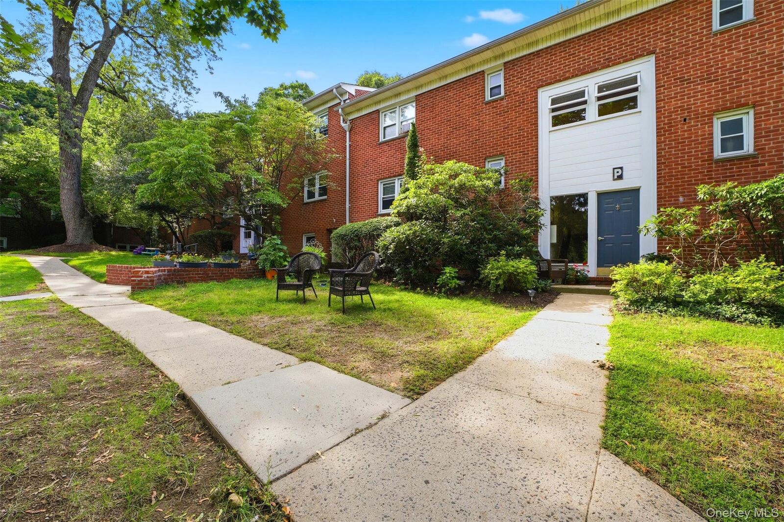 Property Photo: 140 N Broadway P-4 NY 10533