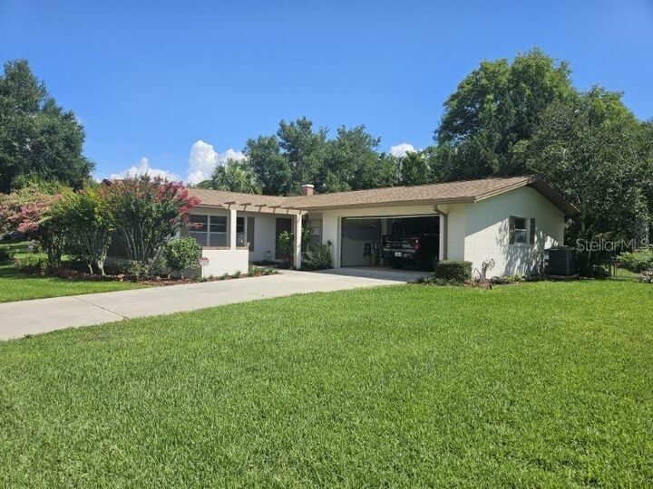 Property Photo:  120 Larkwood Drive  FL 32771 