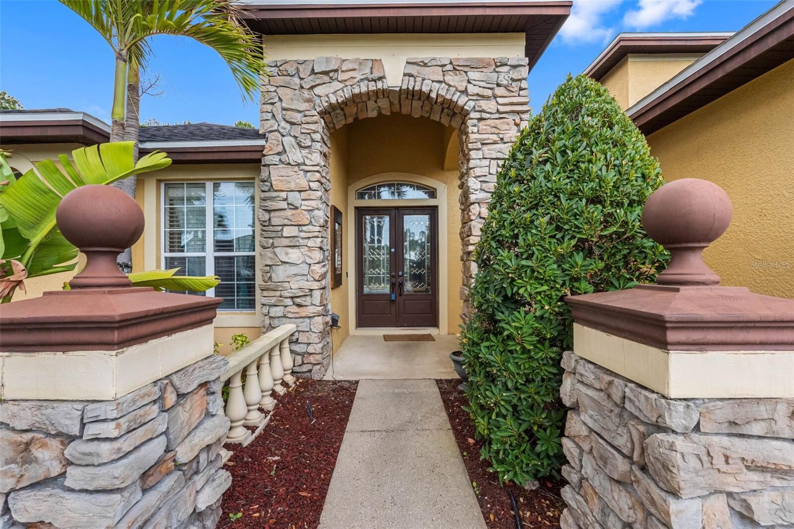 Property Photo: 16750 Ivy Lake Drive FL 33556