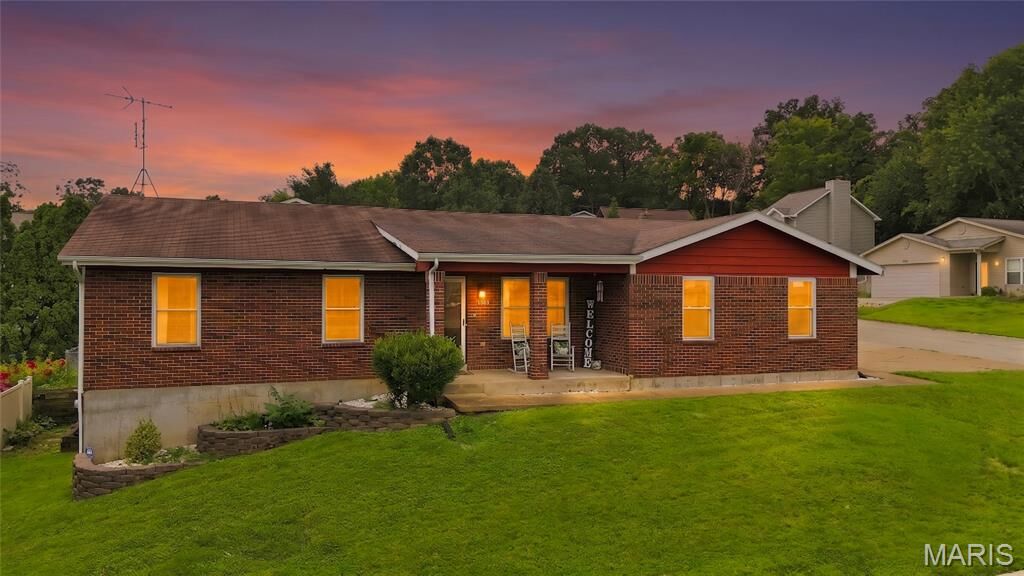 Property Photo:  2172 Larkspur Landing  MO 63052 