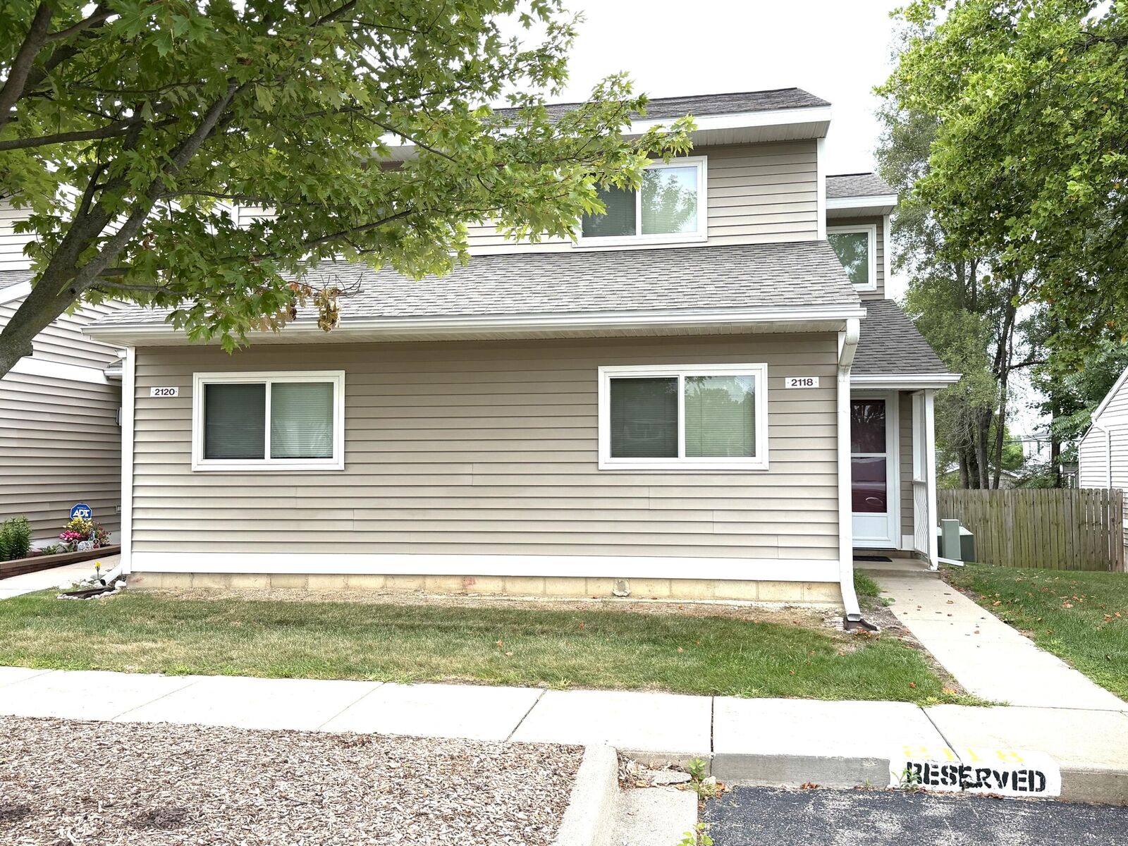Property Photo: 2118 Stone School Circle MI 48108