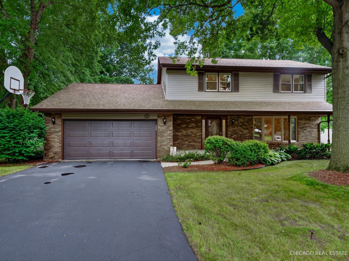 Property Photo:  6151 Lippincott Lane  IL 61107 