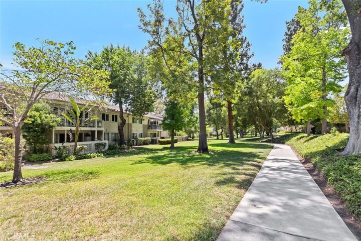 Property Photo: 82 Calle Aragon S CA 92637