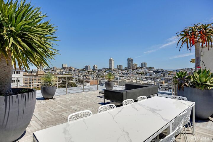 Property Photo:  1868 Van Ness Avenue 201  CA 94109 